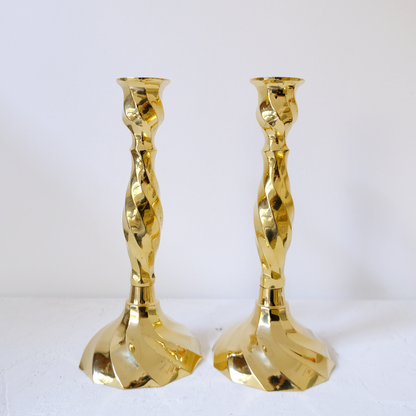 זוג פמוטים לנרות | מפותלים | נחושת