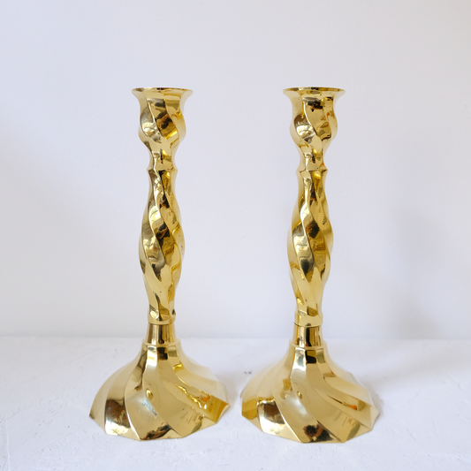 זוג פמוטים לנרות | מפותלים | נחושת