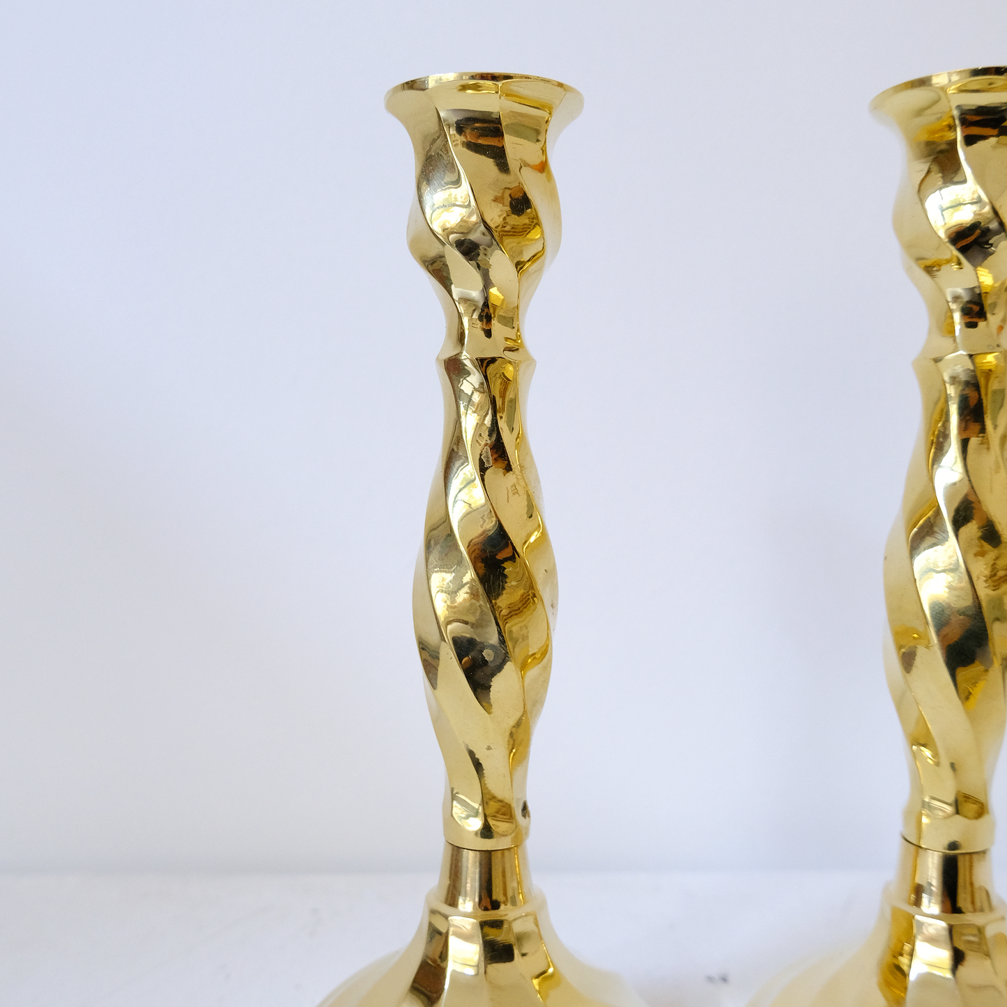 זוג פמוטים לנרות | מפותלים | נחושת