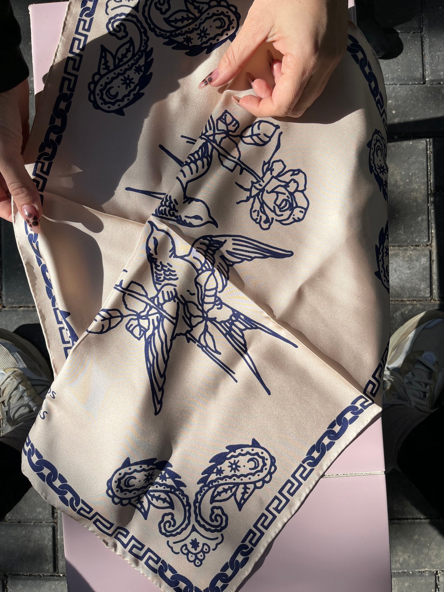 Love Birds Silk Foulard