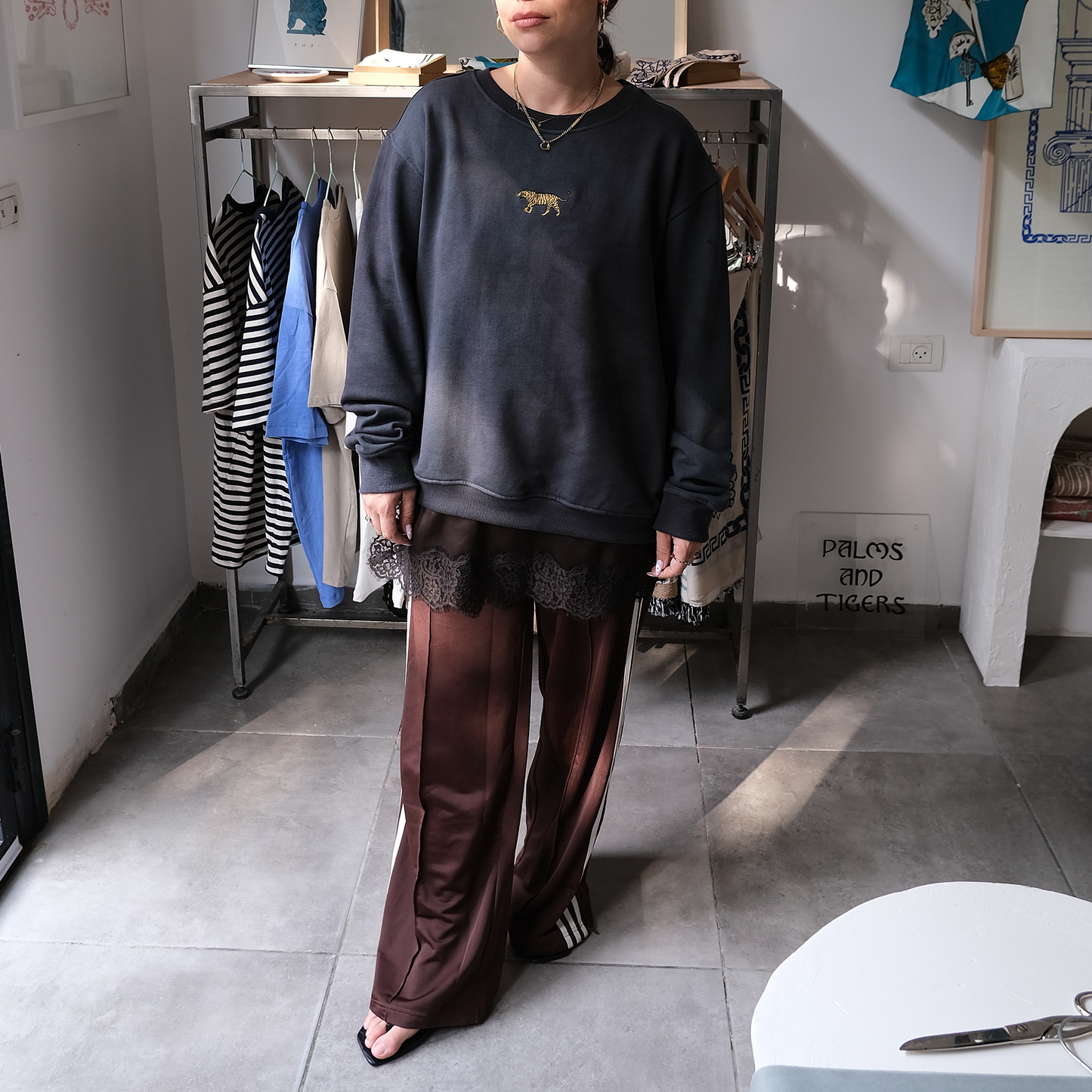 Tiger Sweater | Relaxed fit | Vintage Washed Navy