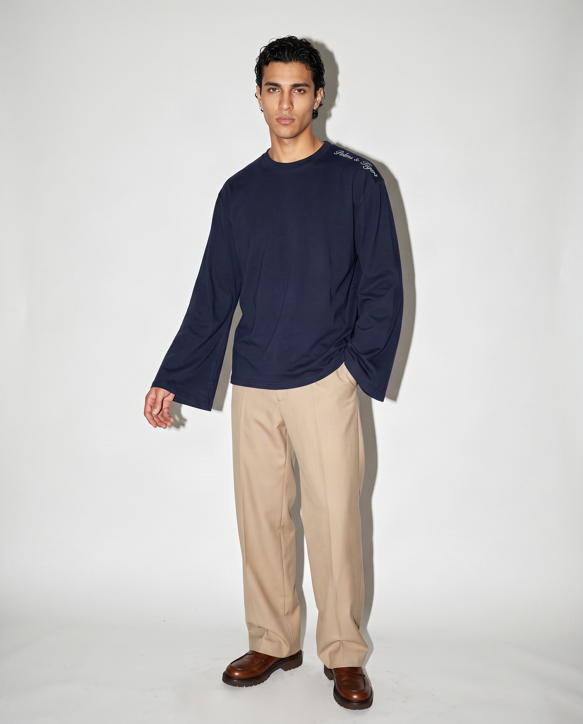Long Sleeve Shirt in Navy