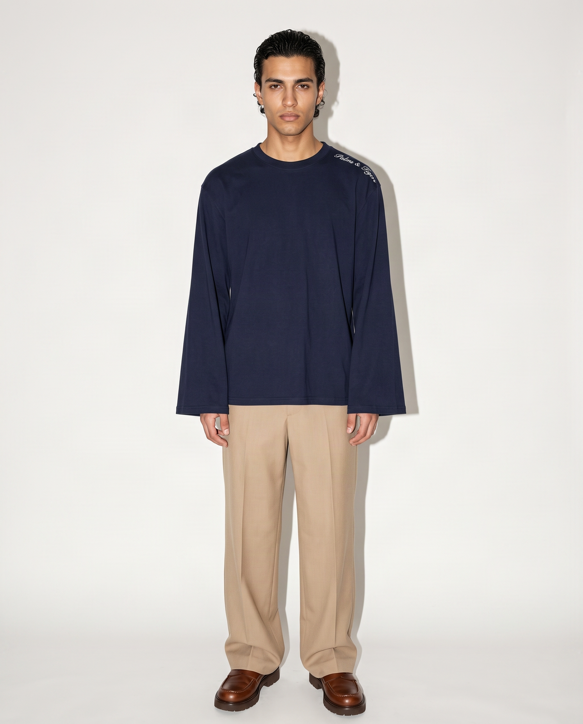 Long Sleeve Shirt in Navy
