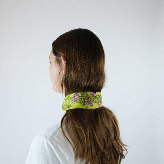 Silk twilly 100% silk ribbon, double-sided print, green and pink, versatile accessory, size 86*5 cm